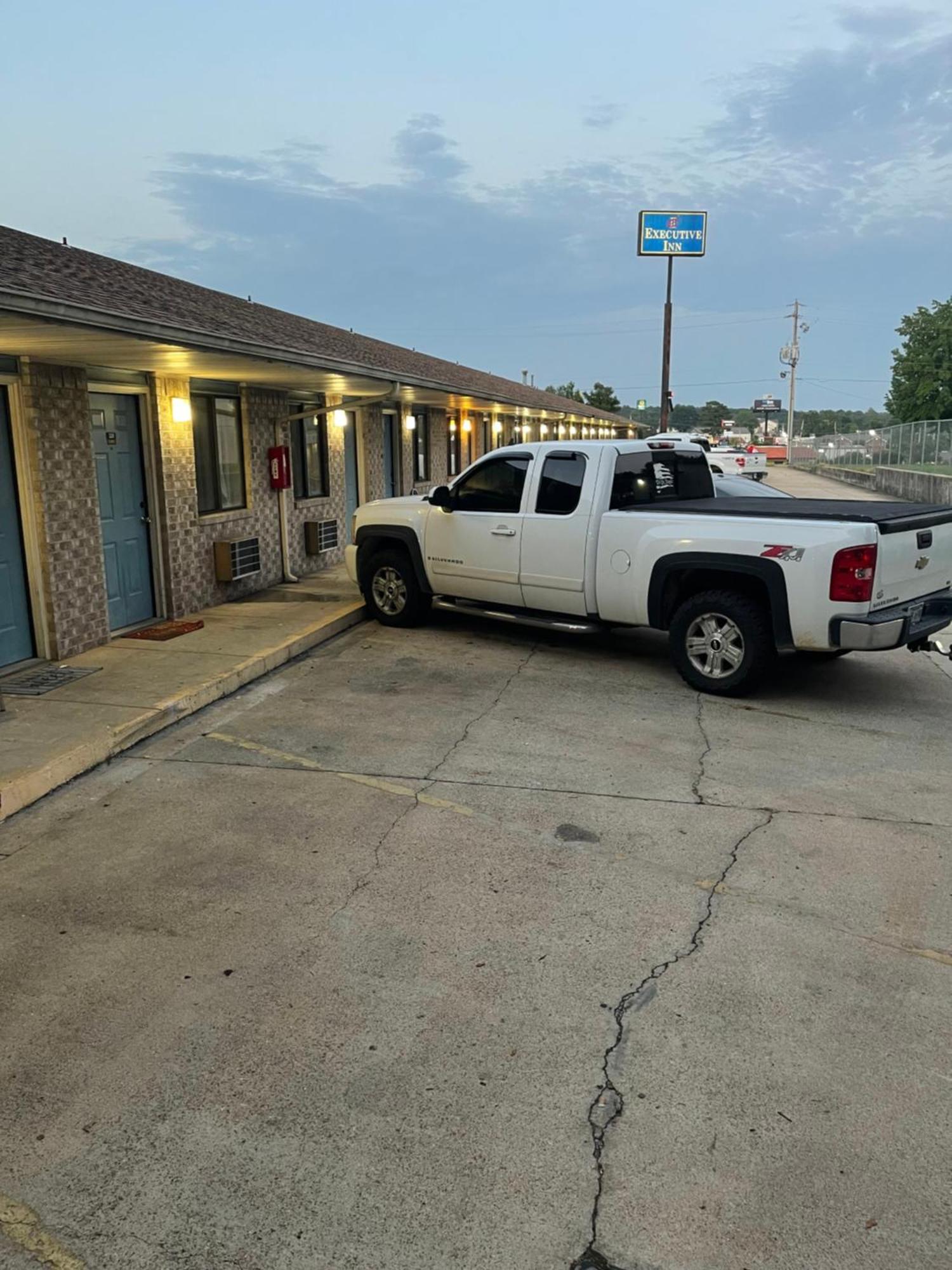 Executive Inn Mountain Home Exterior foto